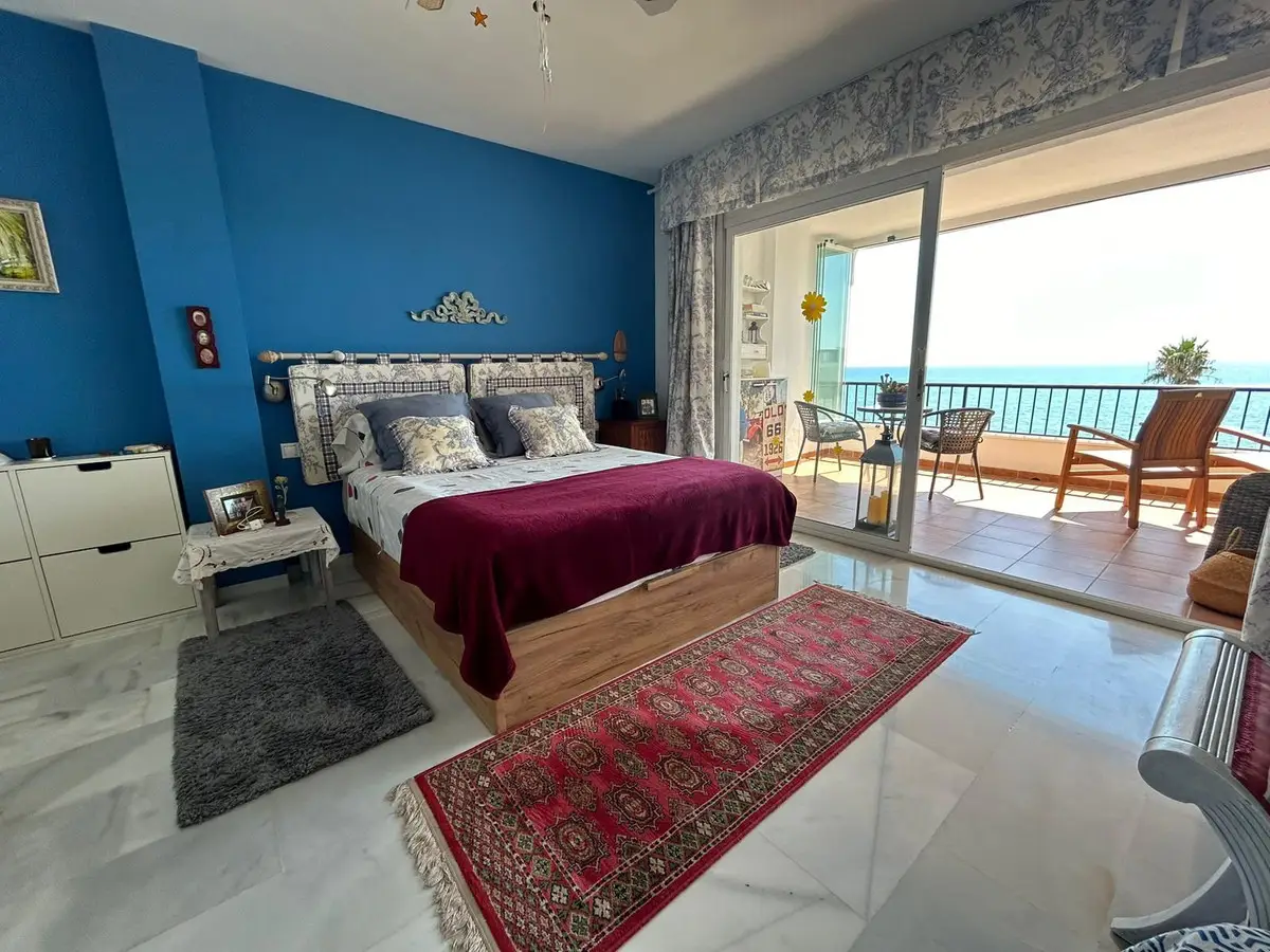 Duplex for sale in Calahonda — photo 1