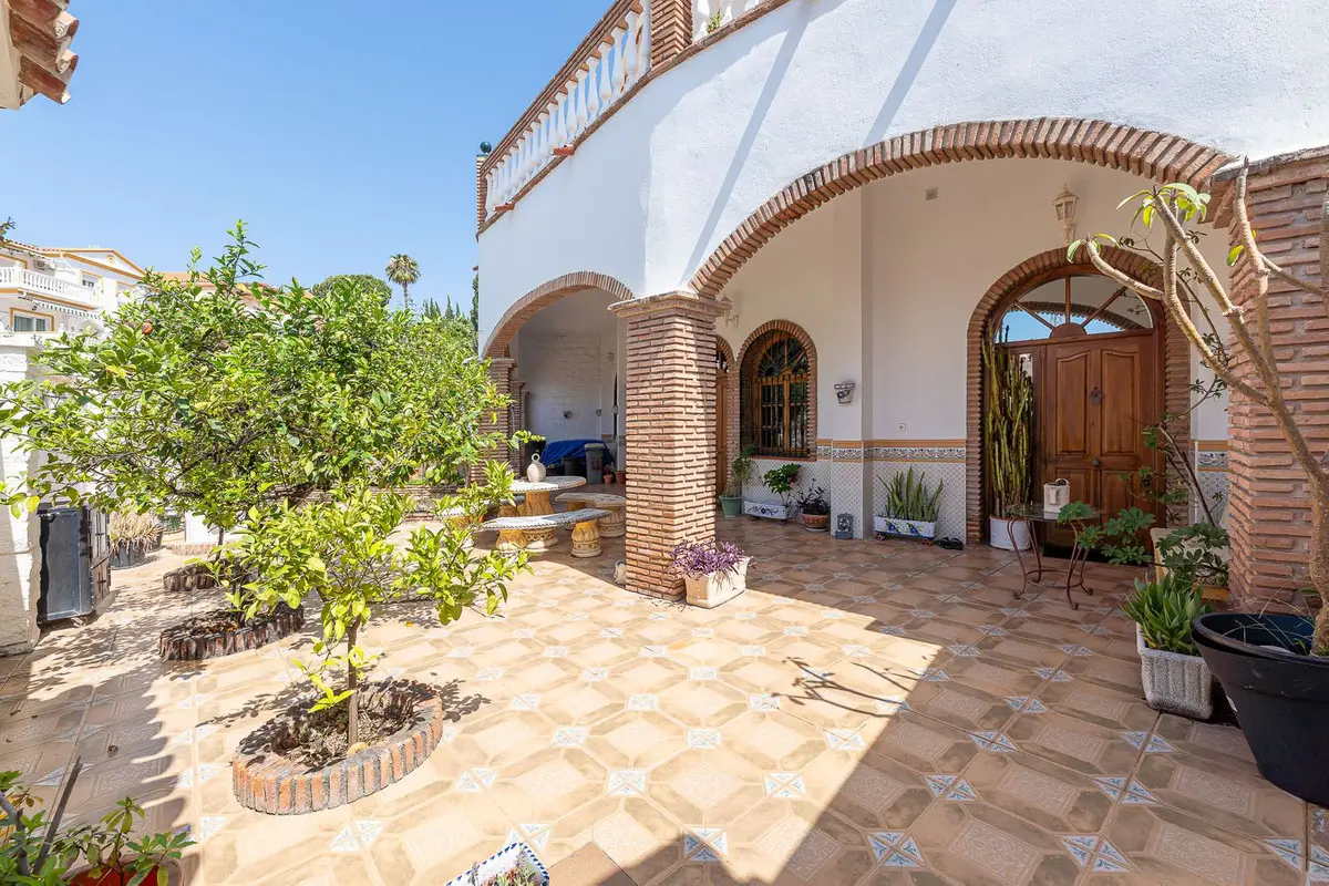 Townhouse for sale in Benalmadena — photo 1