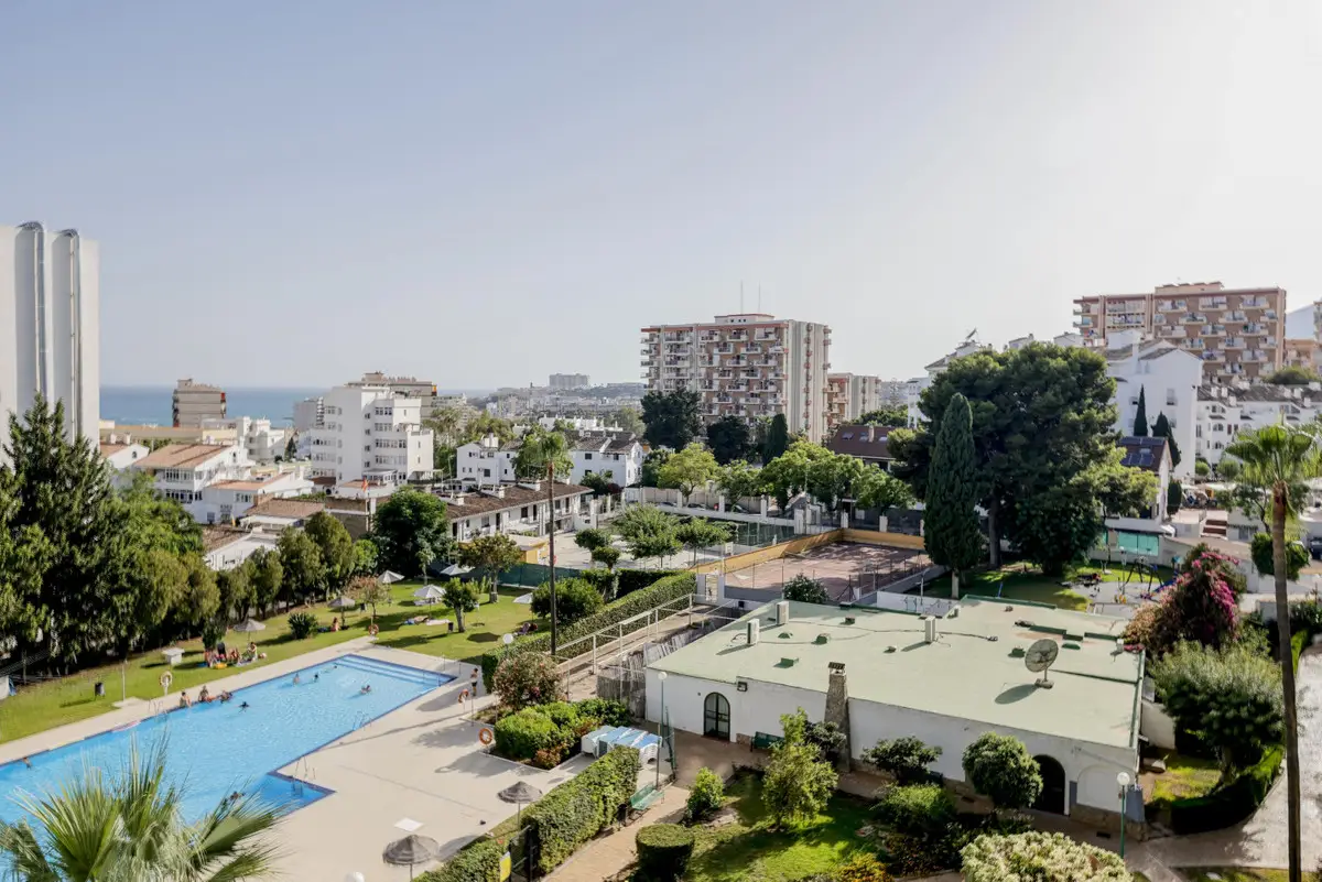 Middle Floor Apartment for sale in Benalmadena — photo 1