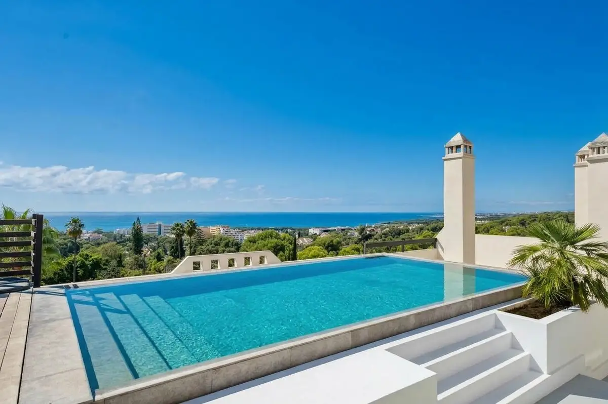 Penthouse Duplex for sale in Marbella — photo 1