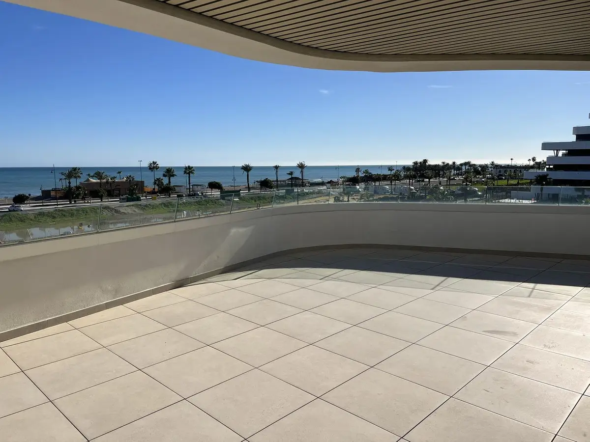 Middle Floor Apartment for sale in Torremolinos — photo 1