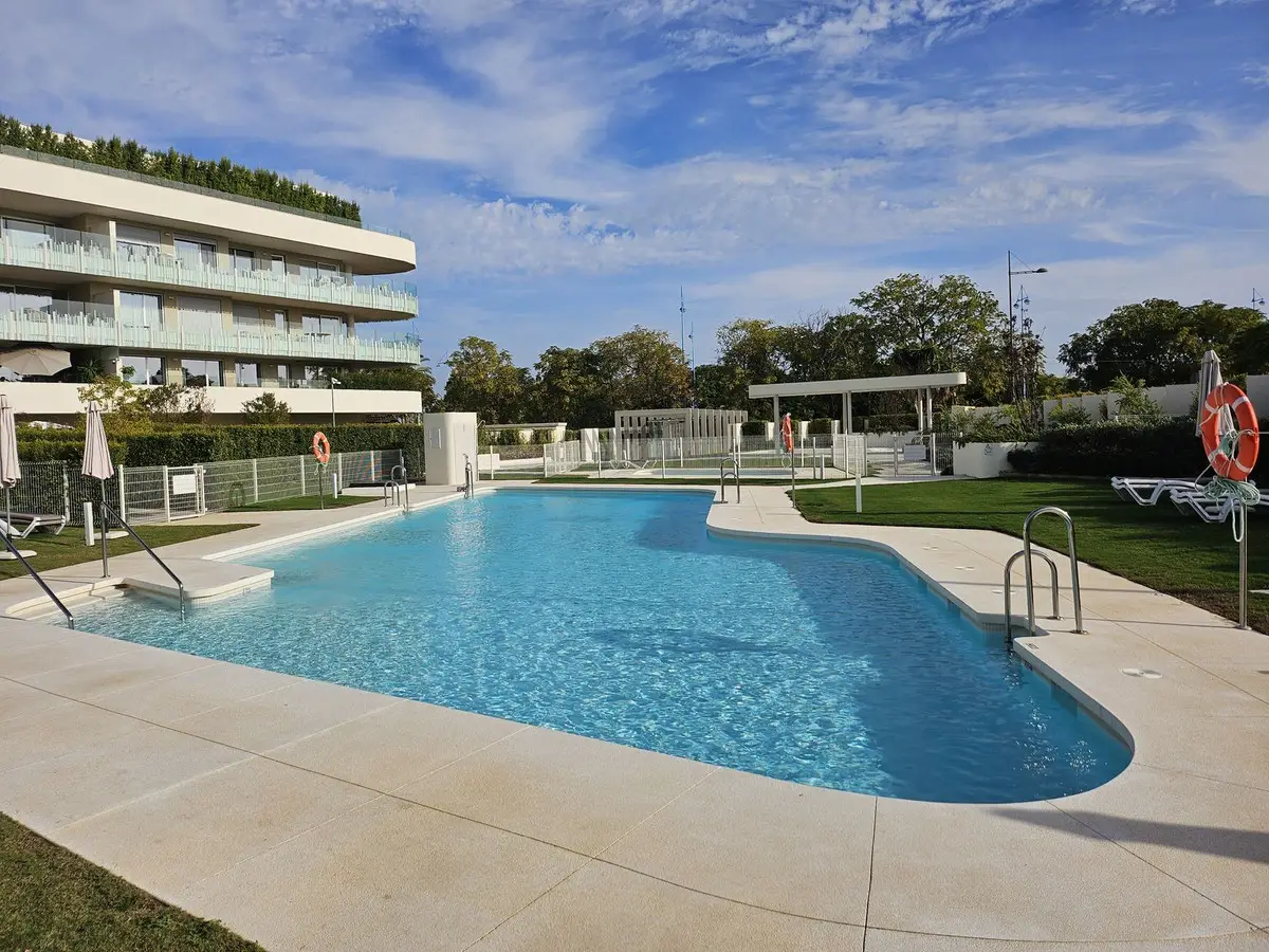 Middle Floor Apartment for sale in San Pedro de Alcántara — photo 1