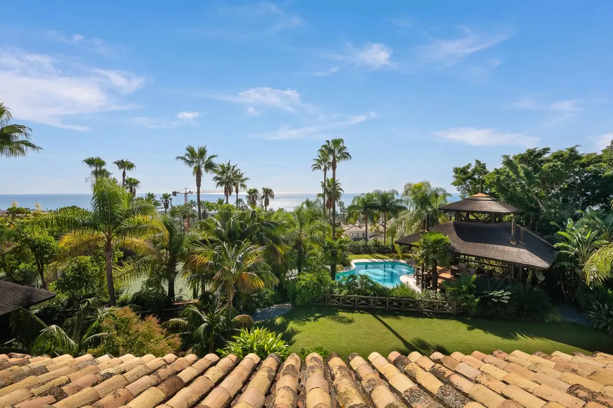 Detached Villa for sale in Sierra Blanca — photo 1