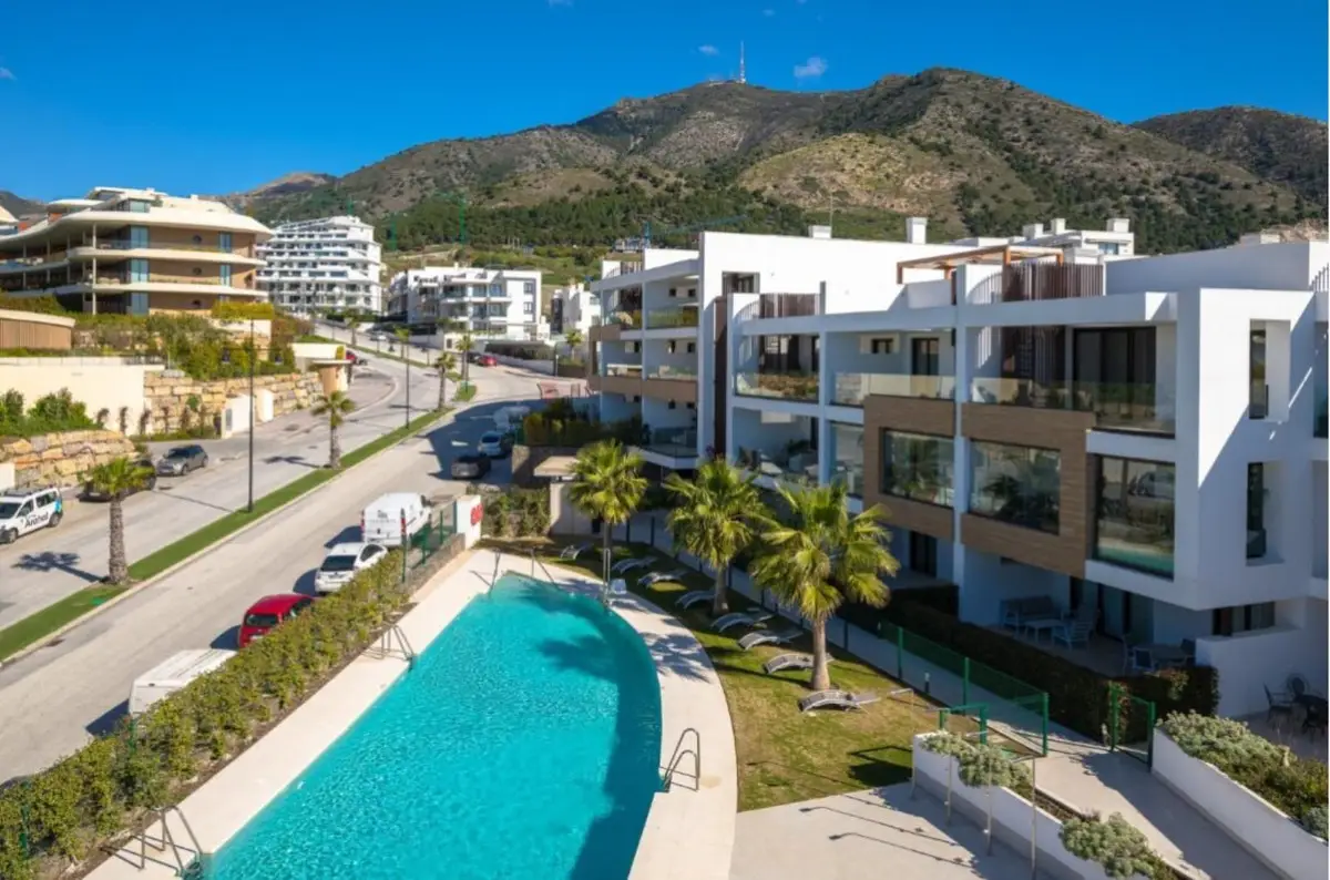 Penthouse for sale in Fuengirola — photo 1