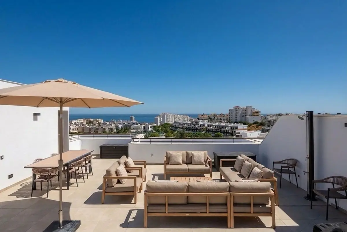 Penthouse Duplex for sale in Estepona — photo 1