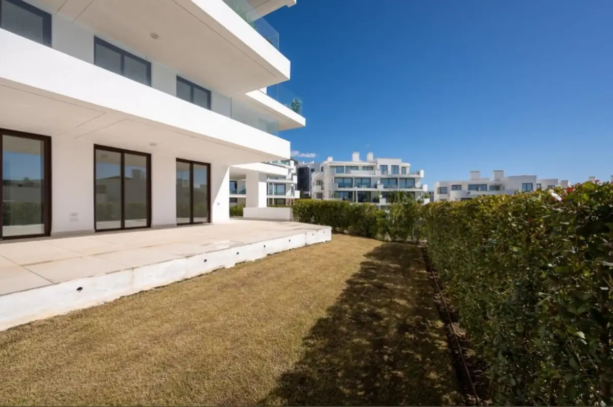 Ground Floor Apartment for sale in Fuengirola — photo 1