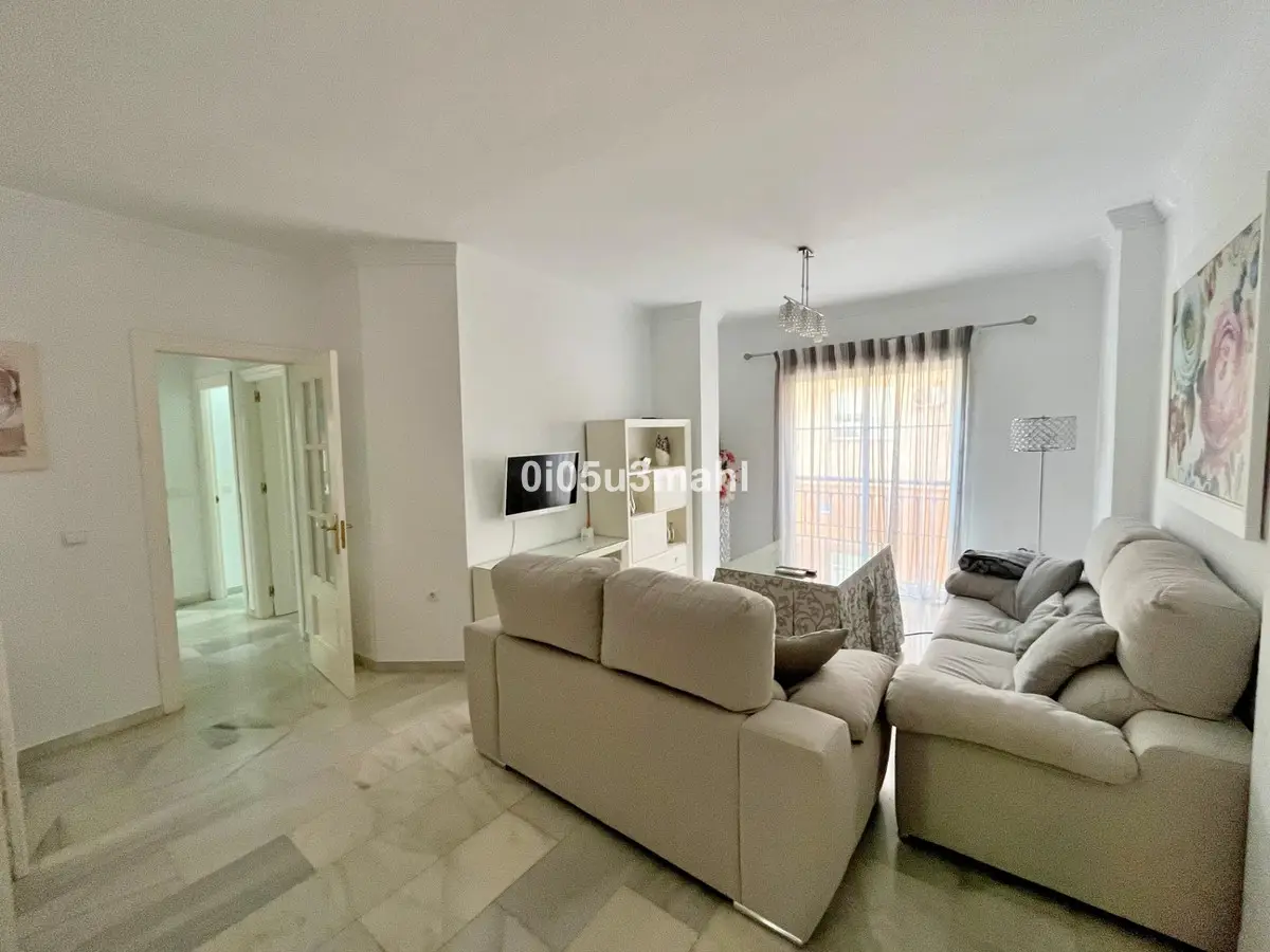 Middle Floor Apartment for sale in Málaga — photo 1