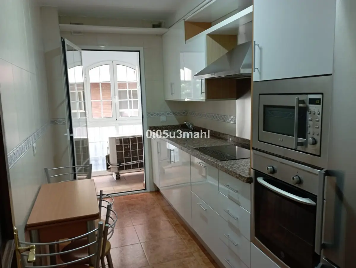Middle Floor Apartment for sale in La Trinidad — photo 1