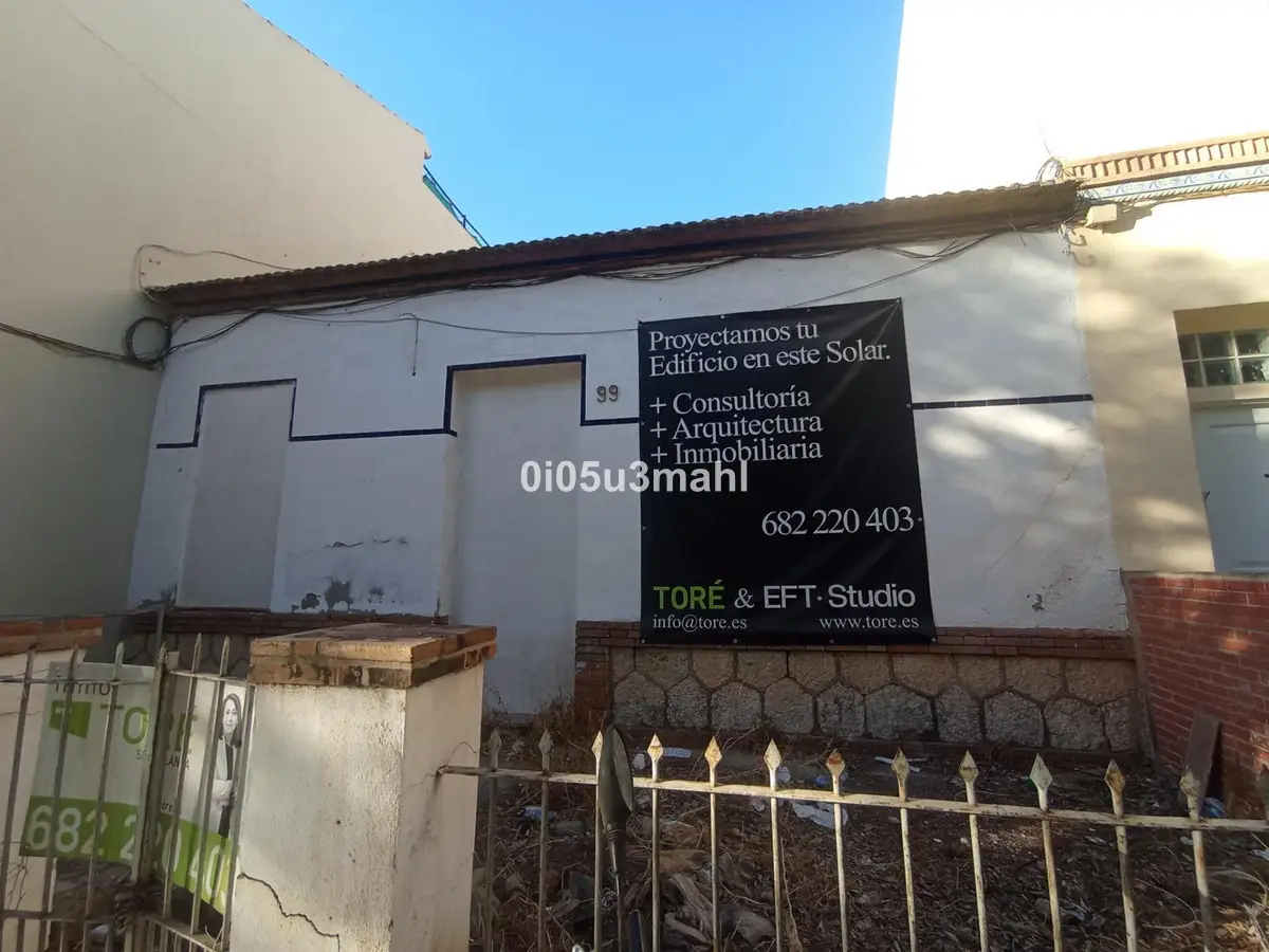 Residential Plot for sale in El Palo — photo 1