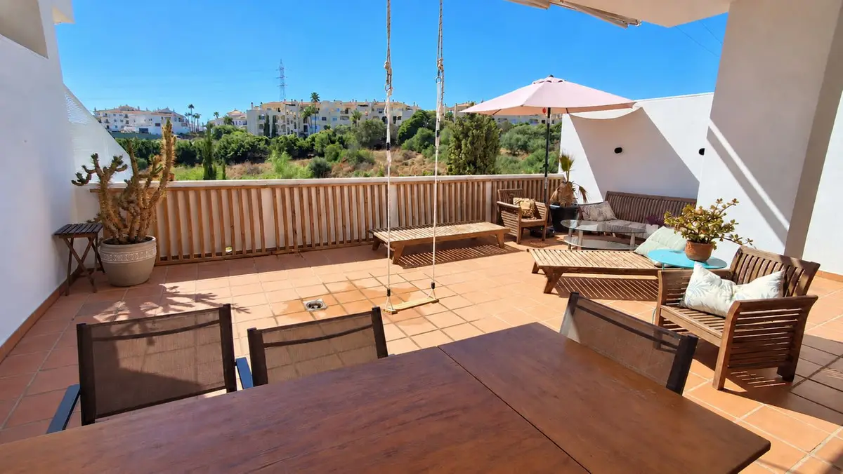 Ground Floor Apartment for sale in Miraflores — photo 1