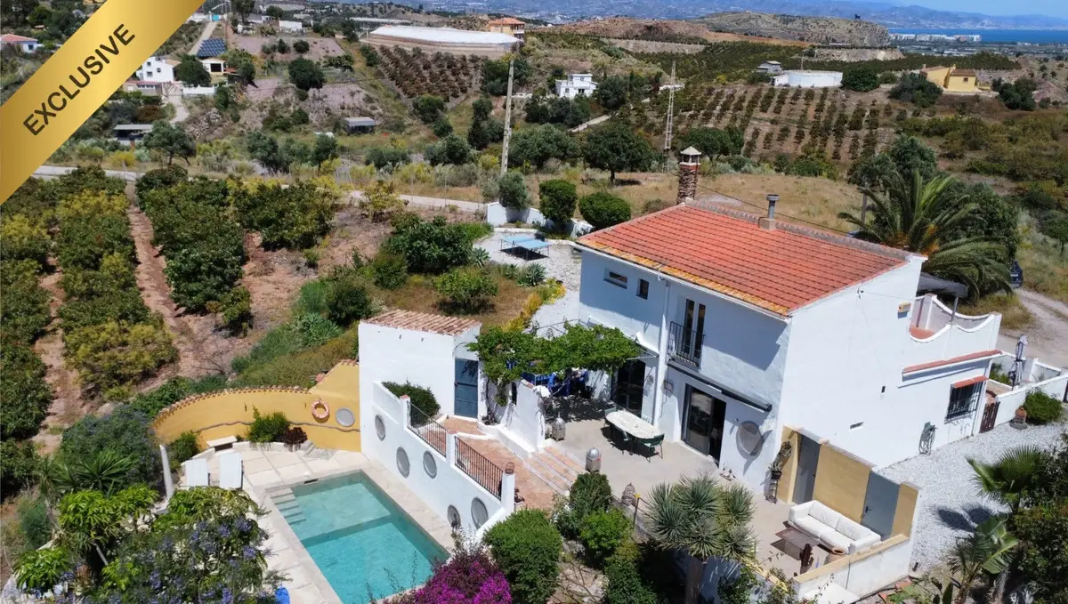 Detached Villa for sale in Vélez-Málaga — photo 1