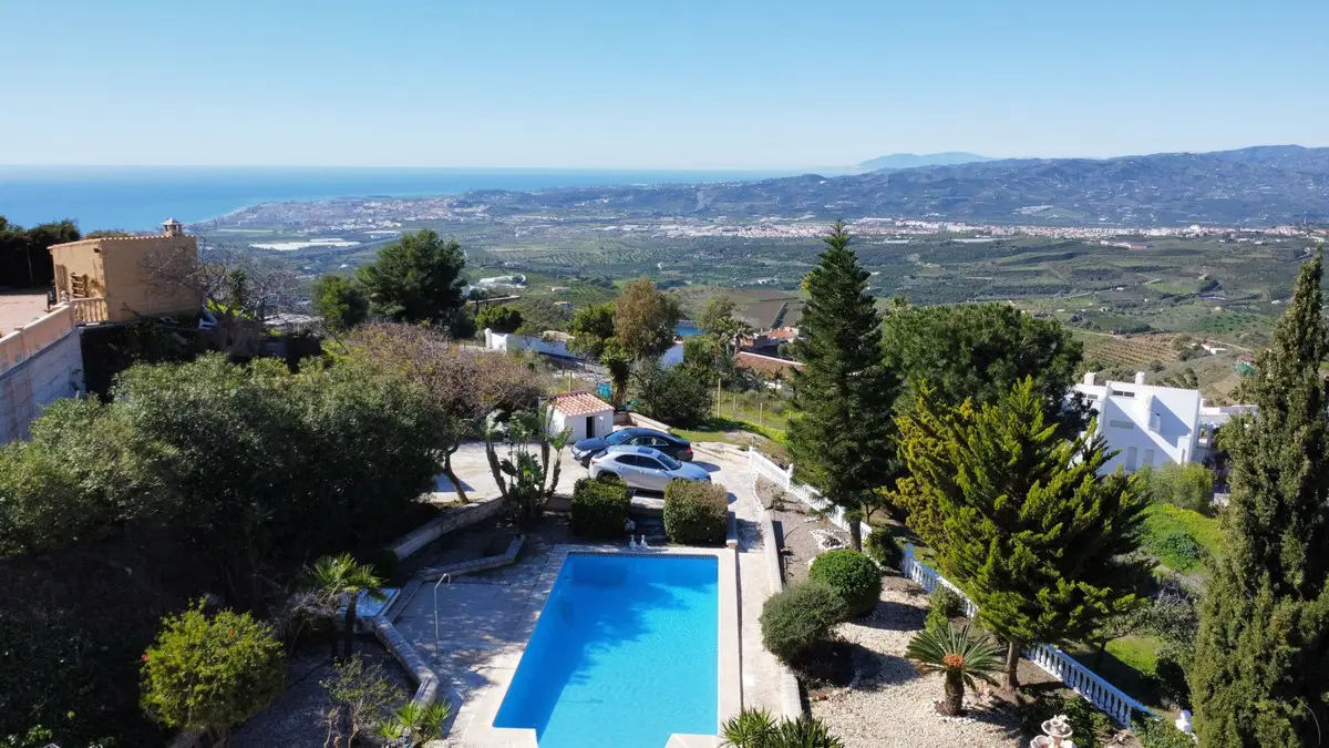 Detached Villa for sale in Algarrobo — photo 1