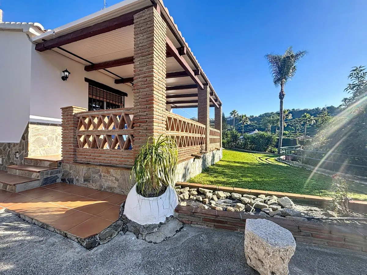 Detached Villa for sale in Frigiliana — photo 1