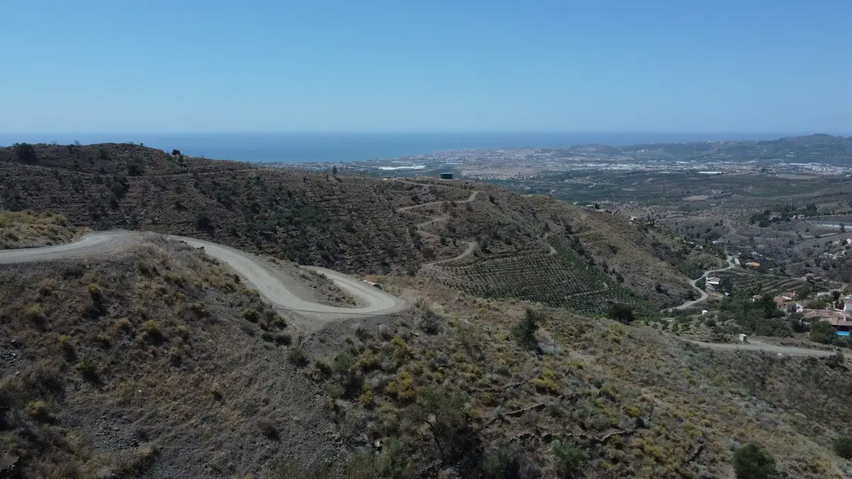 Land for sale in Arenas — photo 1