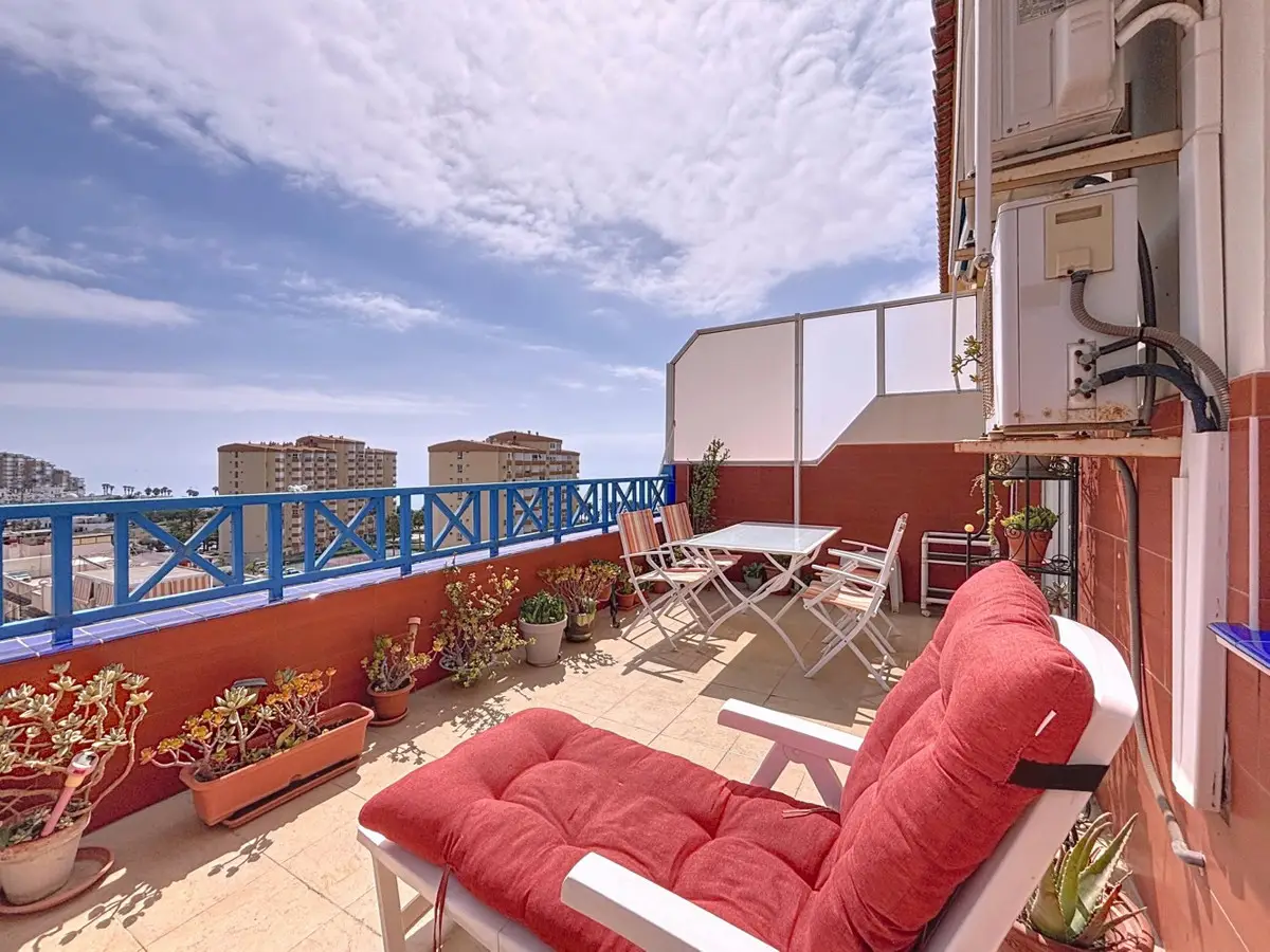 Penthouse for sale in Algarrobo Costa — photo 1