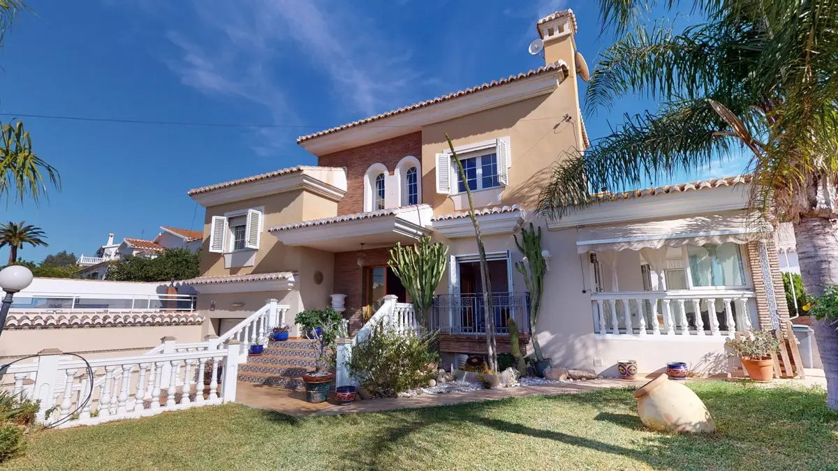 Detached Villa for sale in Caleta de Vélez — photo 1
