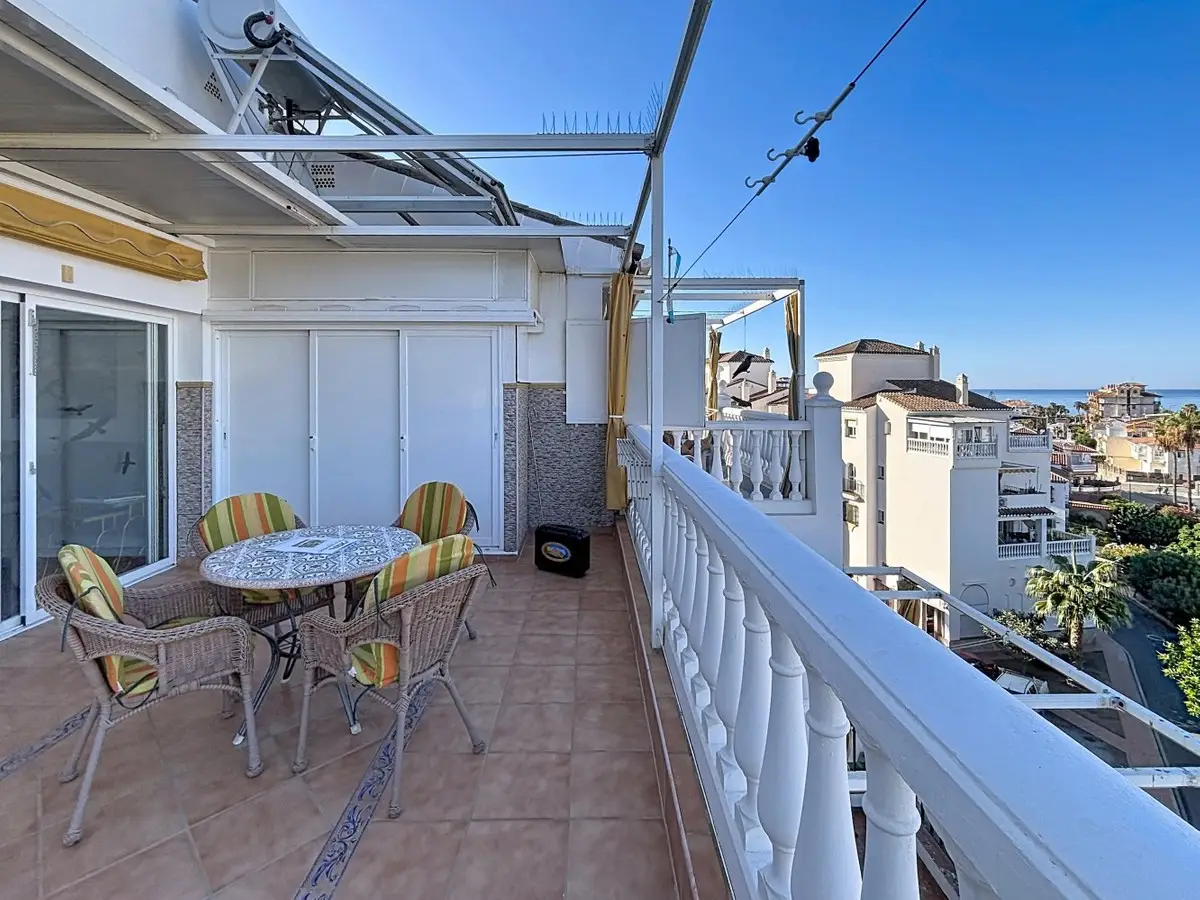 Middle Floor Apartment for sale in Torrox Costa — photo 1