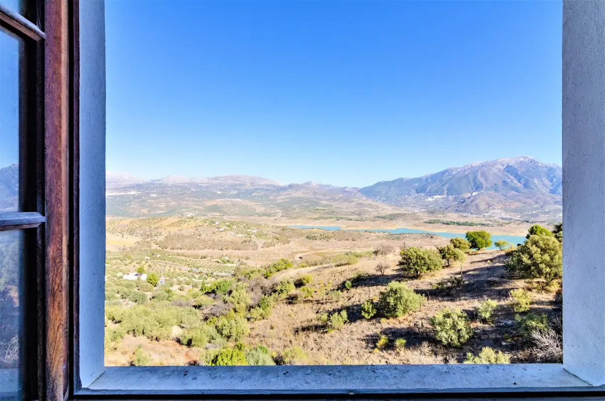 Detached Villa for sale in La Viñuela — photo 1
