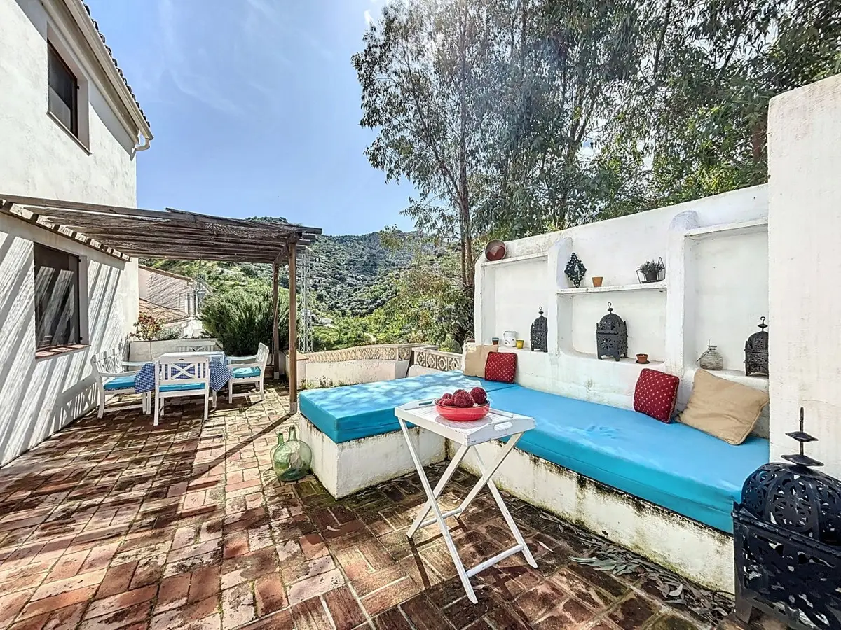 Detached Villa for sale in Comares — photo 1
