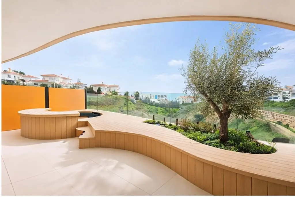 Middle Floor Apartment for sale in Fuengirola — photo 1