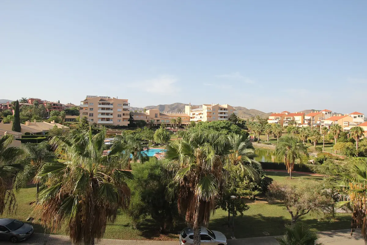 Middle Floor Apartment for sale in Alhaurín de la Torre — photo 1