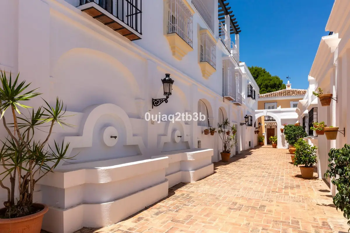 Townhouse for sale in Aloha — photo 1