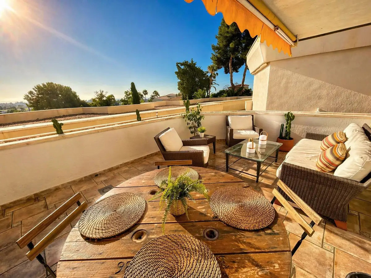 Middle Floor Apartment for sale in Atalaya — photo 1