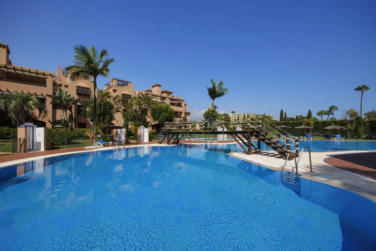 Penthouse Duplex for sale in Estepona — photo 1