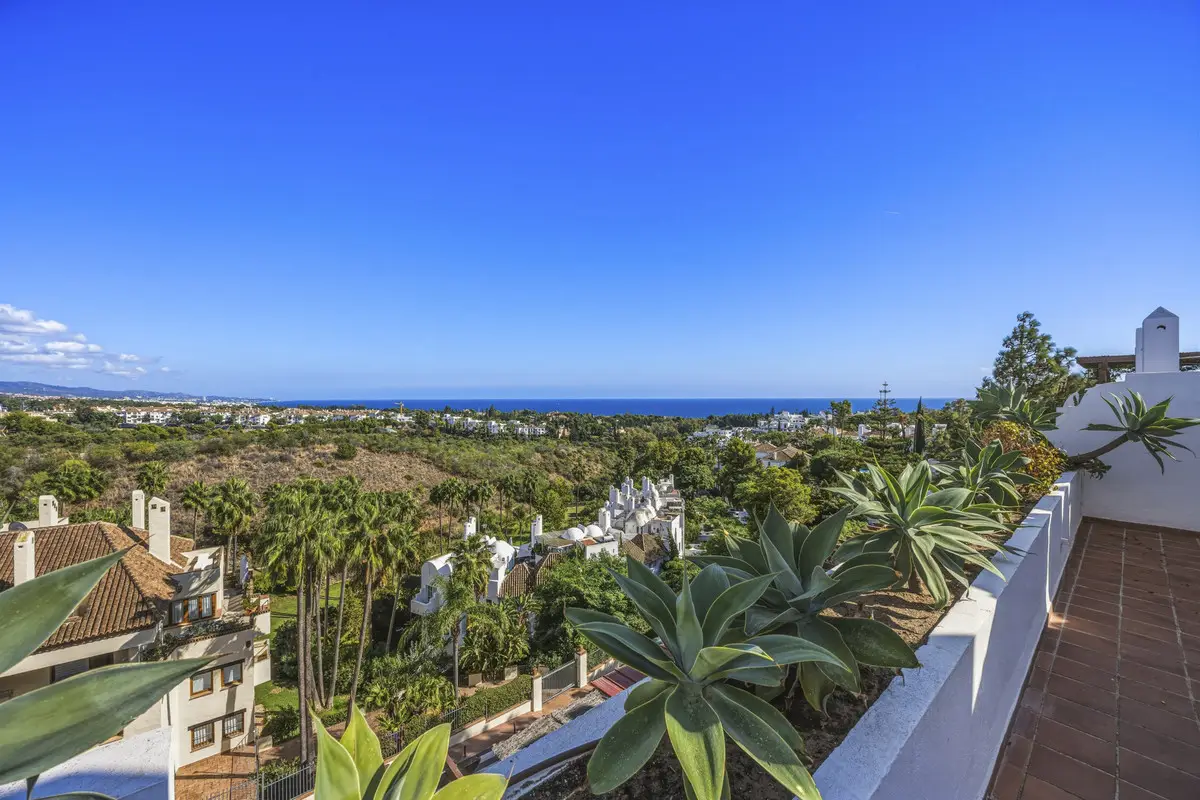 Penthouse Duplex for sale in Marbella — photo 1