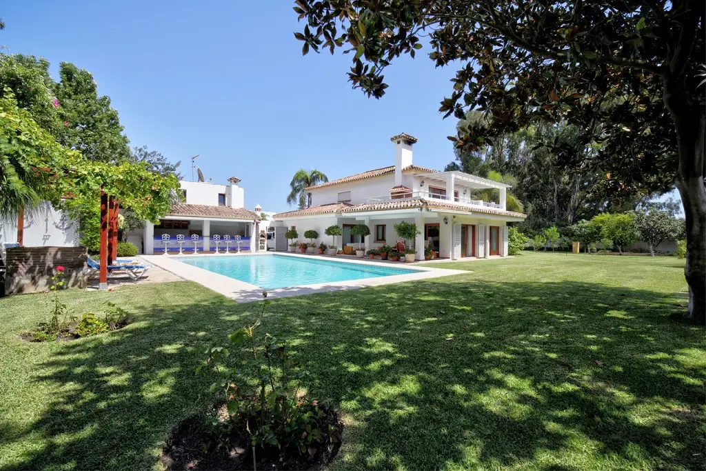 Detached Villa for sale in Costalita — photo 1