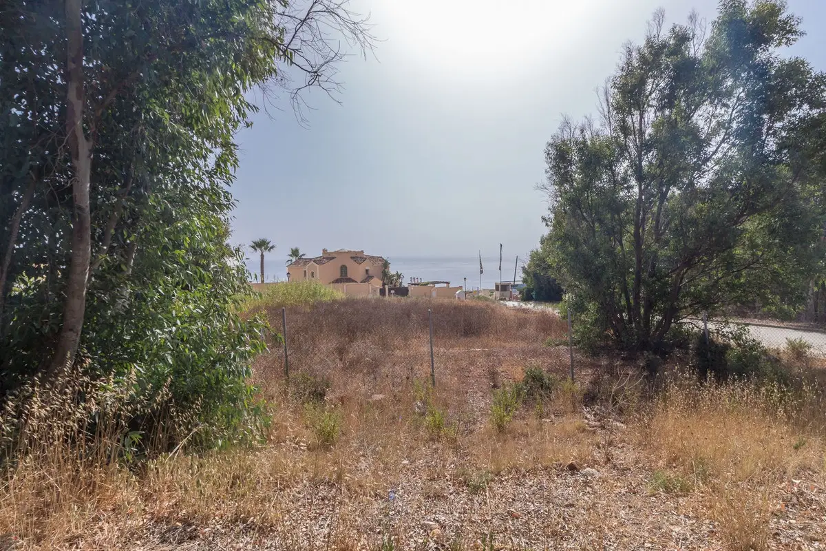 Residential Plot for sale in Manilva — photo 1