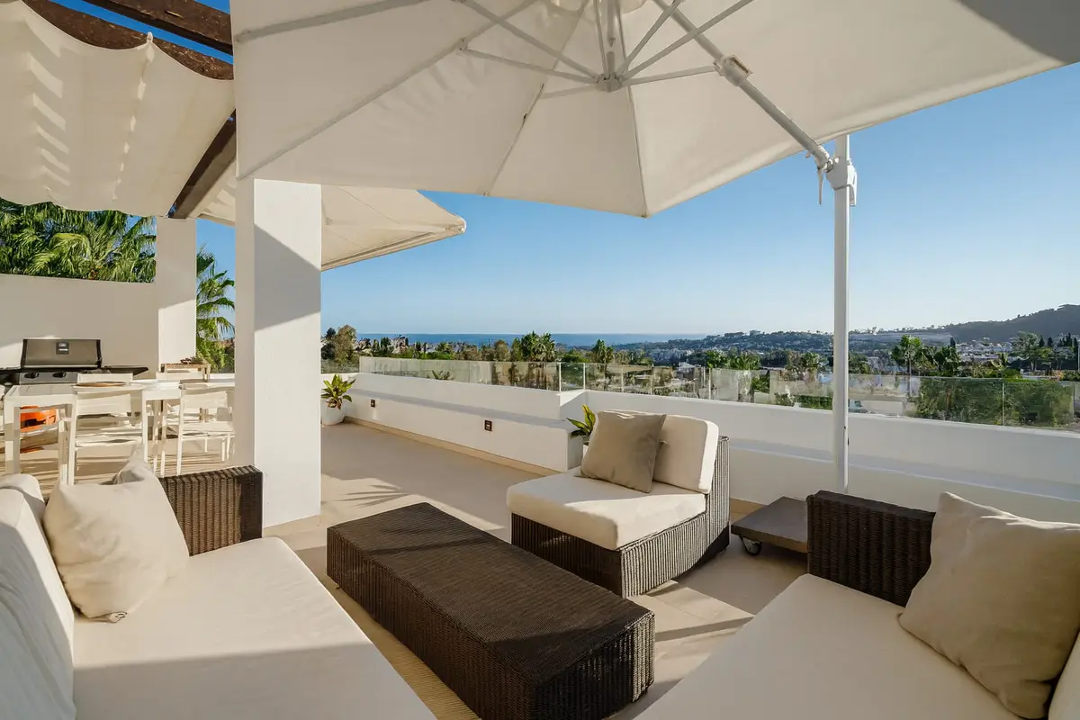 Penthouse Duplex for sale in Nueva Andalucía — photo 1