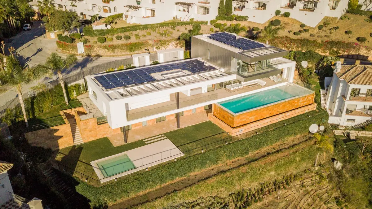 Detached Villa for sale in Los Arqueros — photo 1