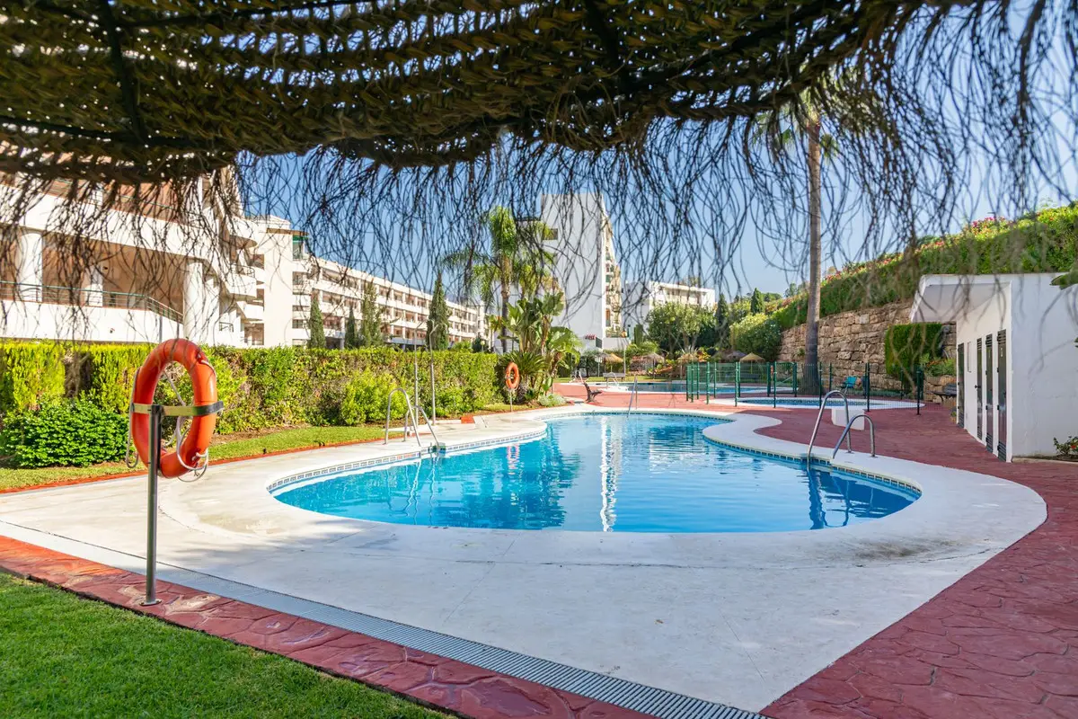 Ground Floor Apartment for sale in Guadalmina Alta — photo 1