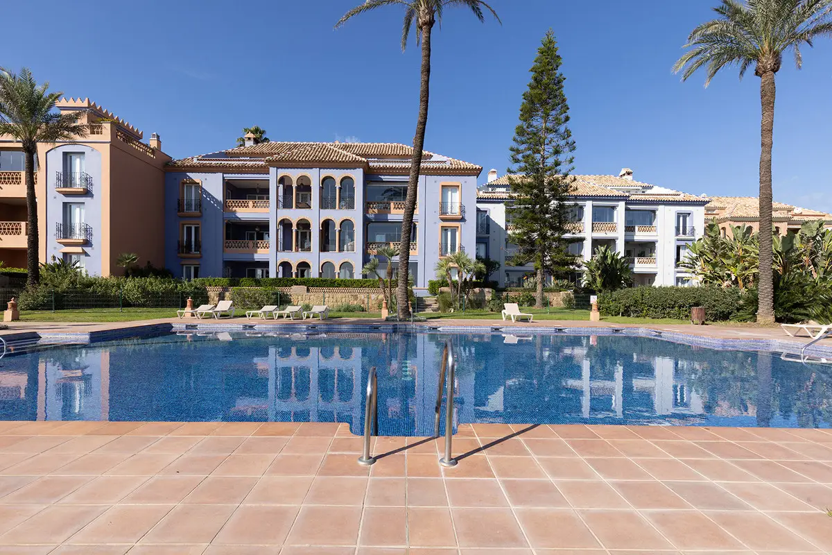 Ground Floor Apartment for sale in Casares — photo 1