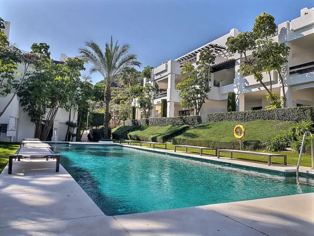 Middle Floor Apartment for sale in Casares — photo 1