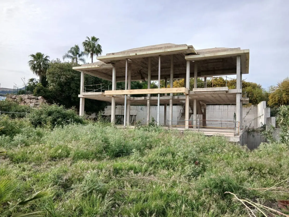 Residential Plot for sale in Benahavís — photo 1
