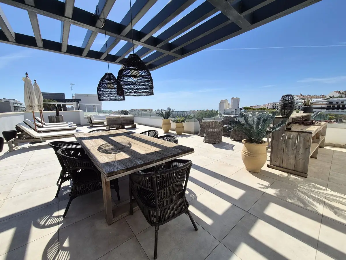 Penthouse Duplex for sale in Estepona — photo 1