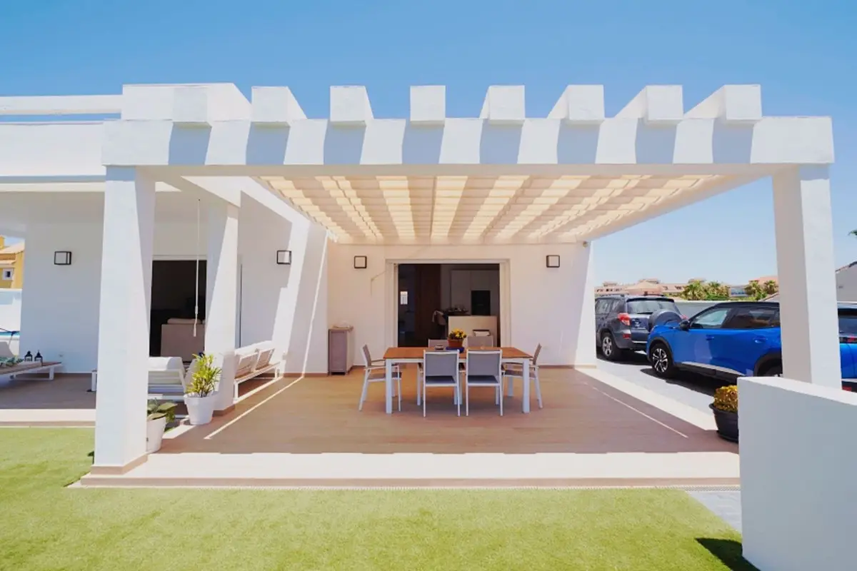 Detached Villa for sale in Manilva — photo 1