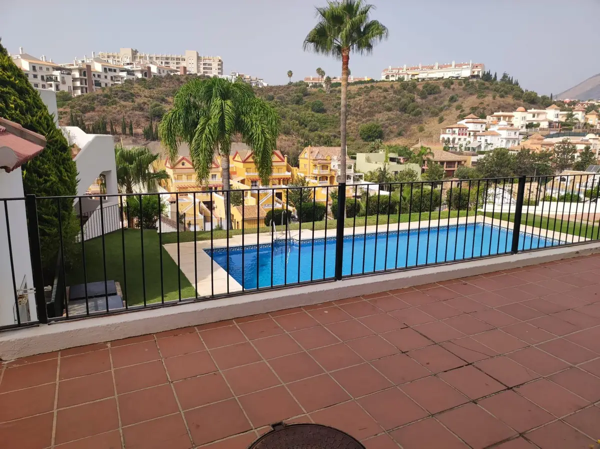 Ground Floor Apartment for sale in Benalmadena Costa — photo 1