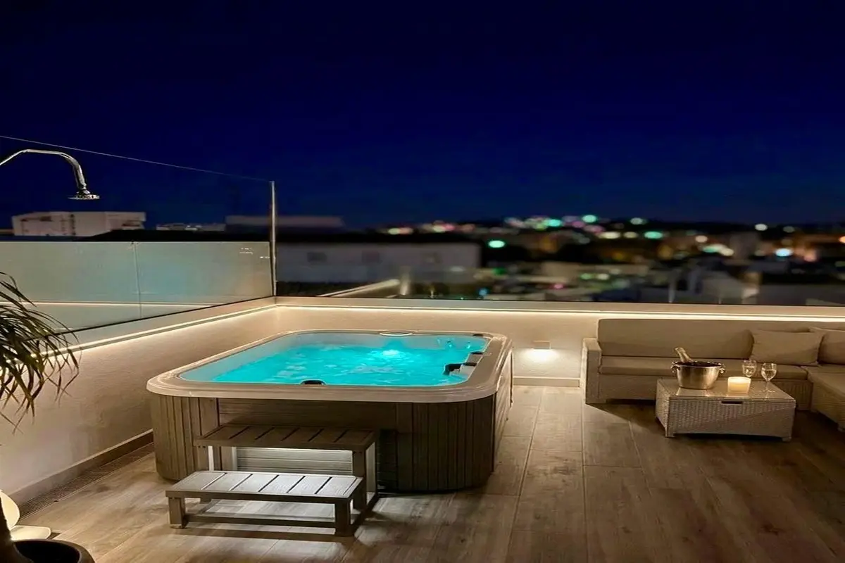 Townhouse for sale in Estepona — photo 1