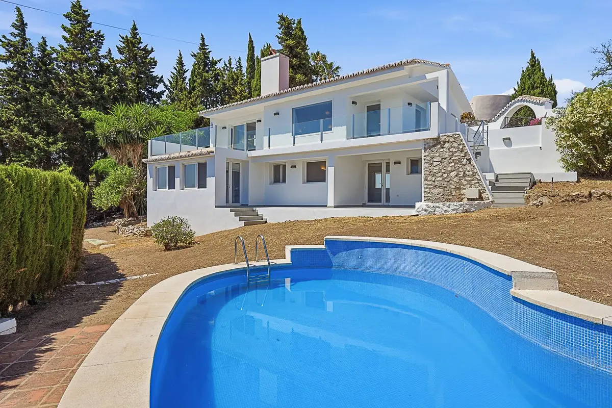 Detached Villa for sale in Mijas — photo 1