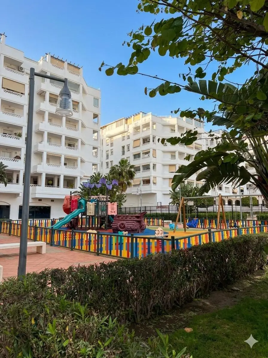 Penthouse for sale in Marbella — photo 1