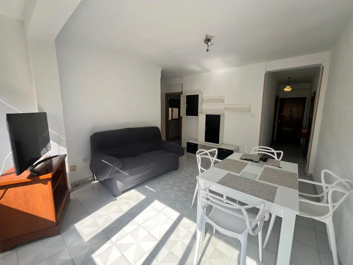 Middle Floor Apartment for sale in Málaga — photo 1