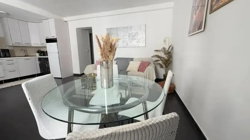 Middle Floor Apartment for sale in Málaga — photo 1