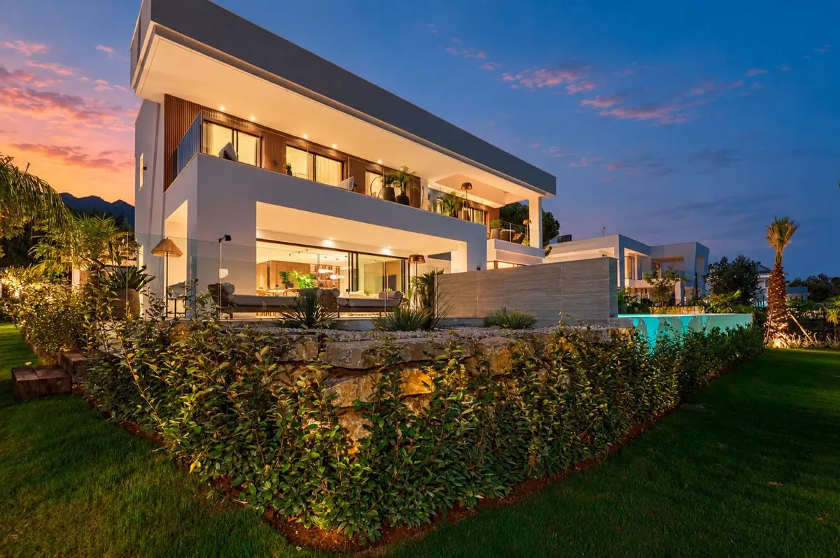 Detached Villa for sale in Nagüeles — photo 1