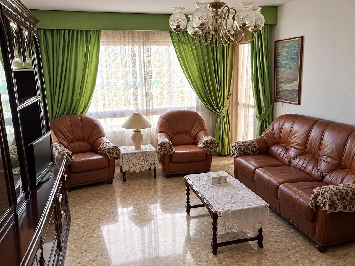 Middle Floor Apartment for sale in Málaga — photo 1