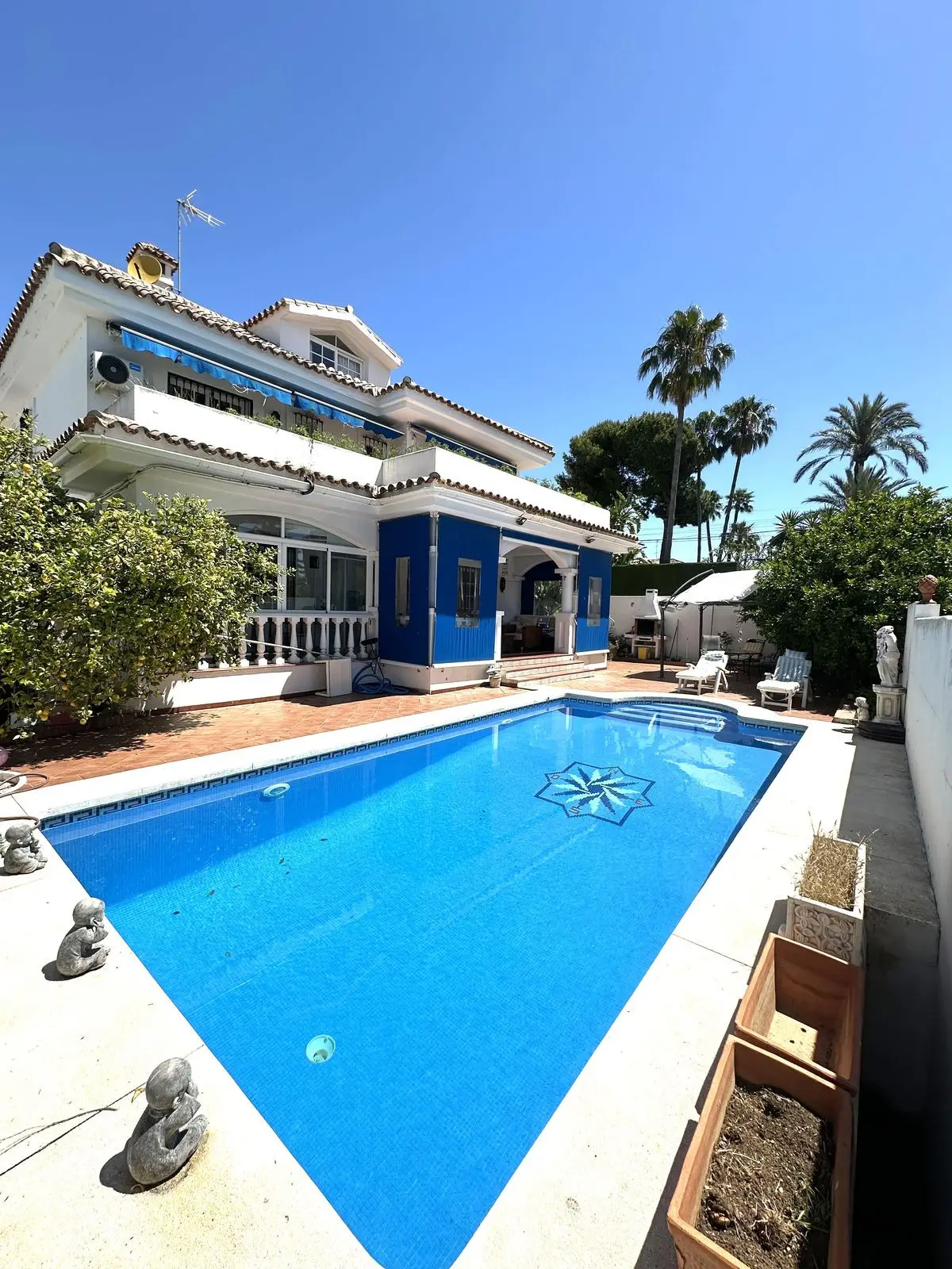 Detached Villa for sale in San Pedro de Alcántara — photo 1