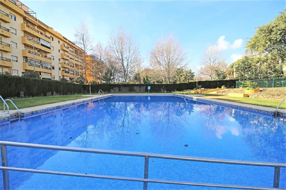 Middle Floor Apartment for sale in San Pedro de Alcántara — photo 1