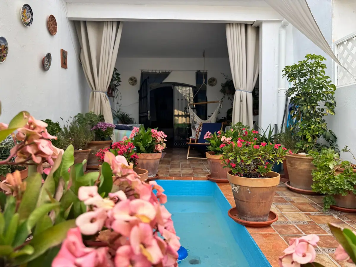 Townhouse for sale in Alora — photo 1